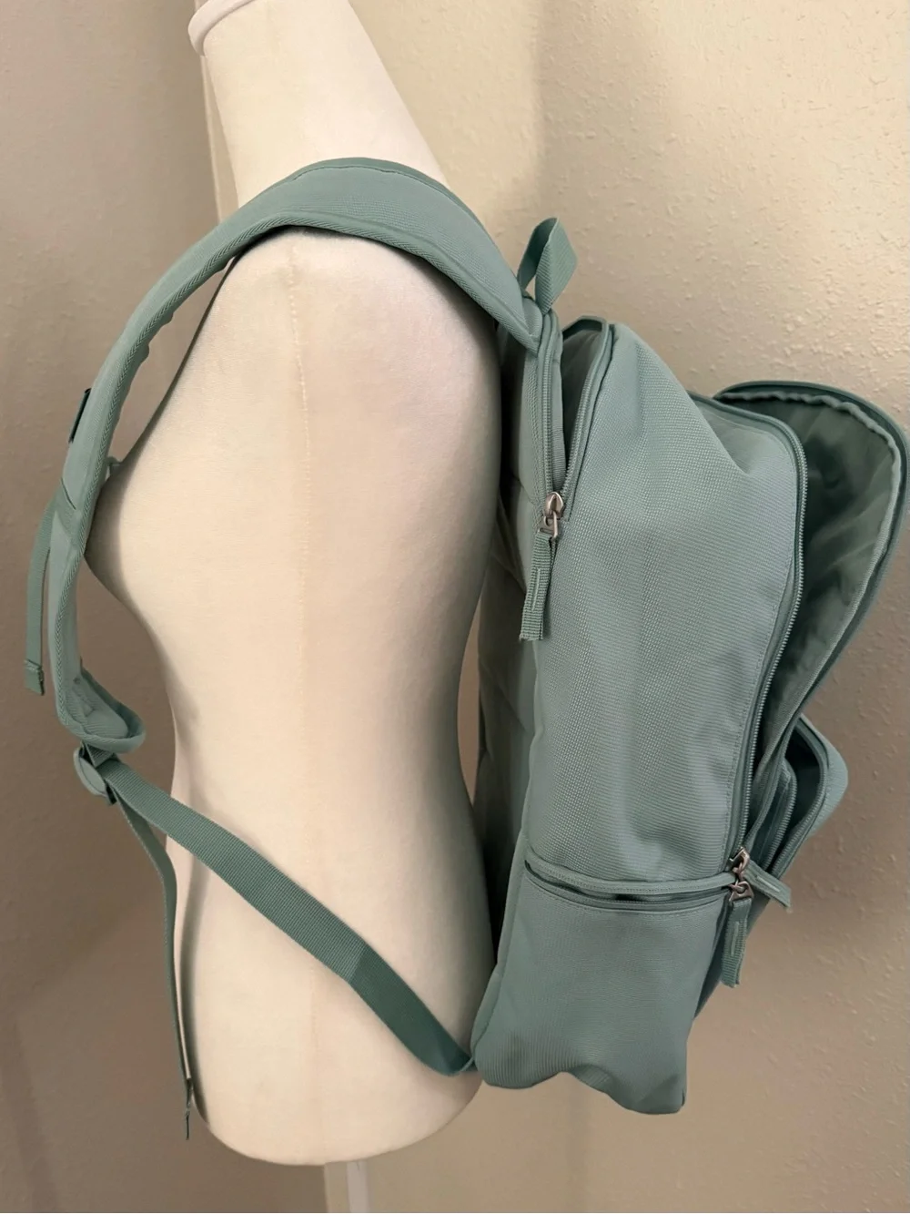 Nike Heritage Backpack NWT Sage Green Laptop School Travel Book Bag
